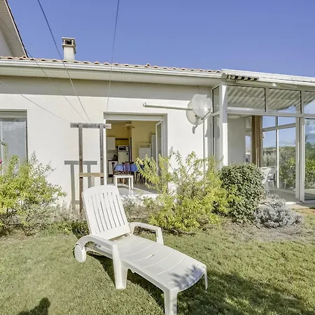 Vakantiehuis 2 Proche Plage, Jardin, Veranda, Clim, Wifi A